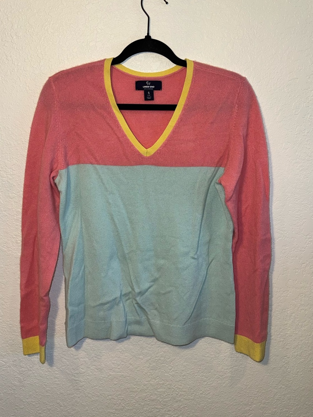 Lands’ End Color Block Pink Blue Yellow V-Neck 100% Cashmere Sweater Size Small